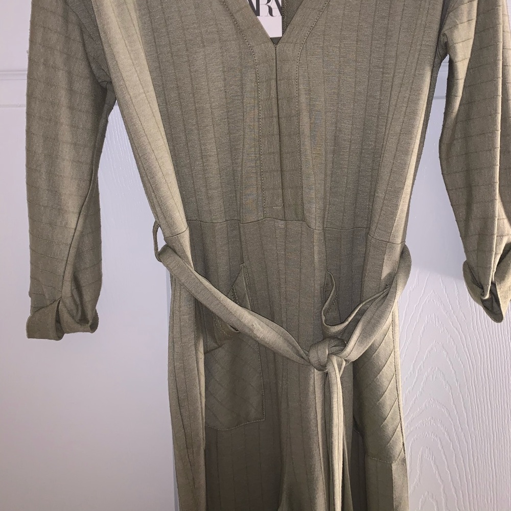 Jumpsuit - Picture 2 of 6